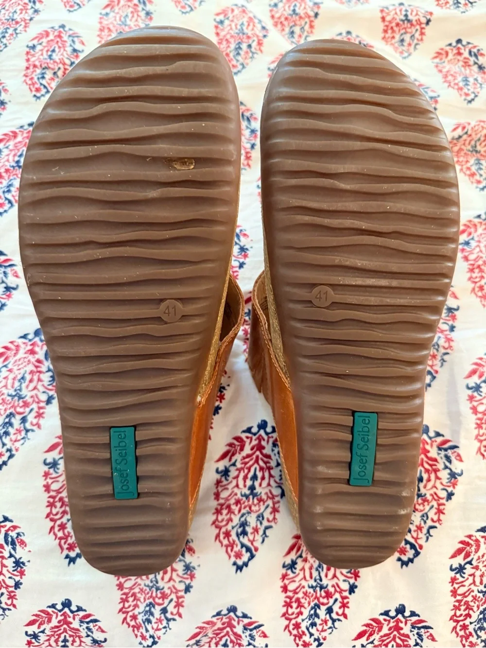 Josef Seibel Tan Leather Thong Sandals with Red Floral Cutout